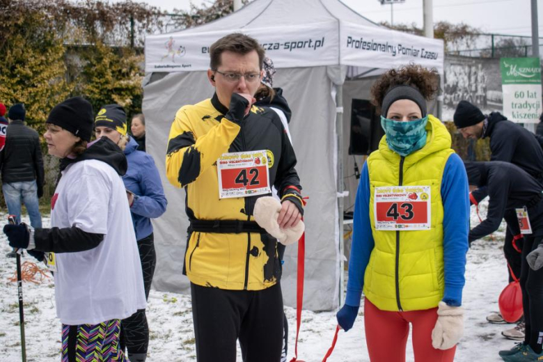 Biegacze kolejny raz rywalizowali podczas Biegu Walentynkowego w Wilkszynie