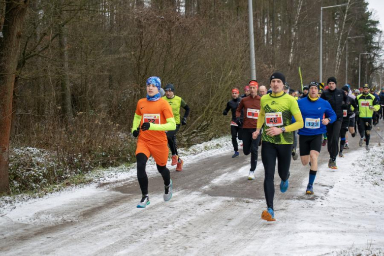 Biegacze kolejny raz rywalizowali podczas Biegu Walentynkowego w Wilkszynie