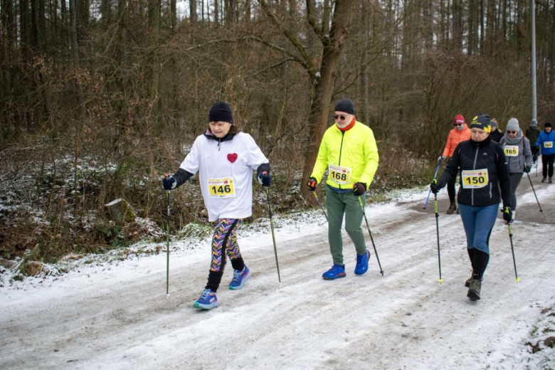 Biegacze kolejny raz rywalizowali podczas Biegu Walentynkowego w Wilkszynie