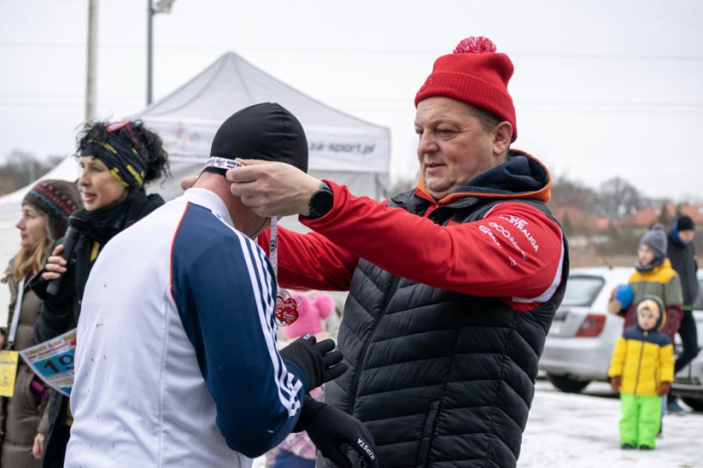 Biegacze kolejny raz rywalizowali podczas Biegu Walentynkowego w Wilkszynie
