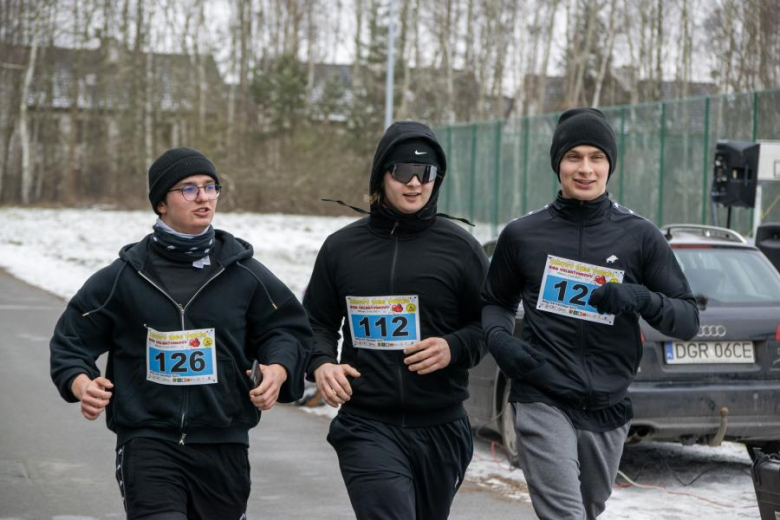 Biegacze kolejny raz rywalizowali podczas Biegu Walentynkowego w Wilkszynie