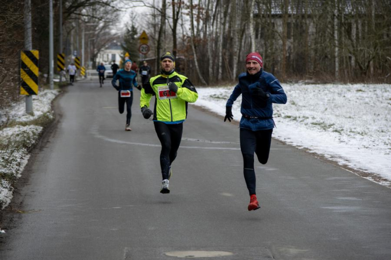 Biegacze kolejny raz rywalizowali podczas Biegu Walentynkowego w Wilkszynie