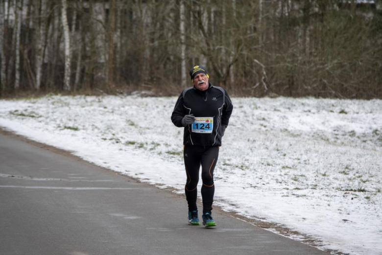Biegacze kolejny raz rywalizowali podczas Biegu Walentynkowego w Wilkszynie