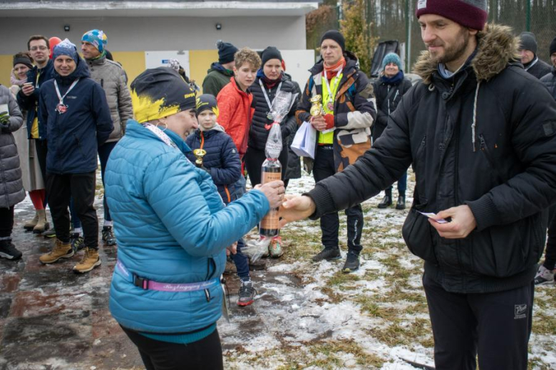 Biegacze kolejny raz rywalizowali podczas Biegu Walentynkowego w Wilkszynie
