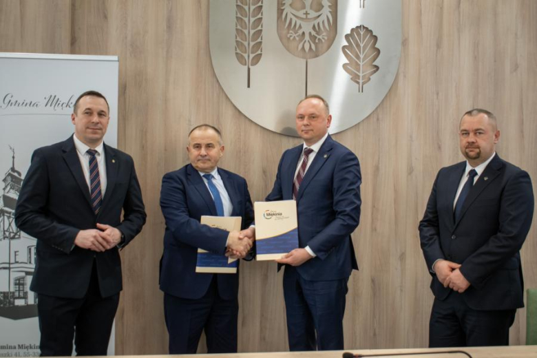 Podpisanie umowy na budowę oczyszczalni ścieków w gminie Miękinia