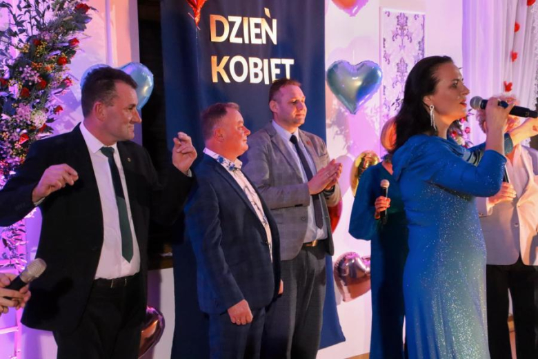 Gminny Dzień Kobiet w Ujeździe Górnym