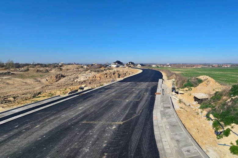 Prace przy przebudowie ulicy Jabłkowej