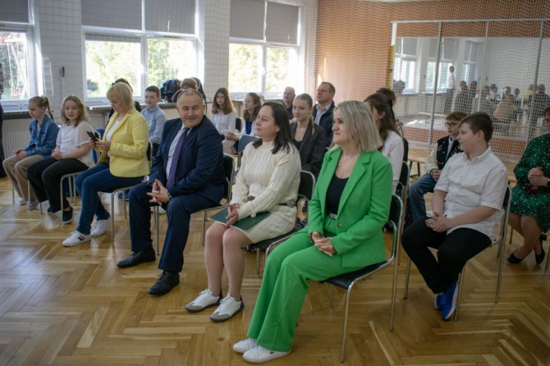 Wręczenie listów gratulacyjnych dla stypendystów