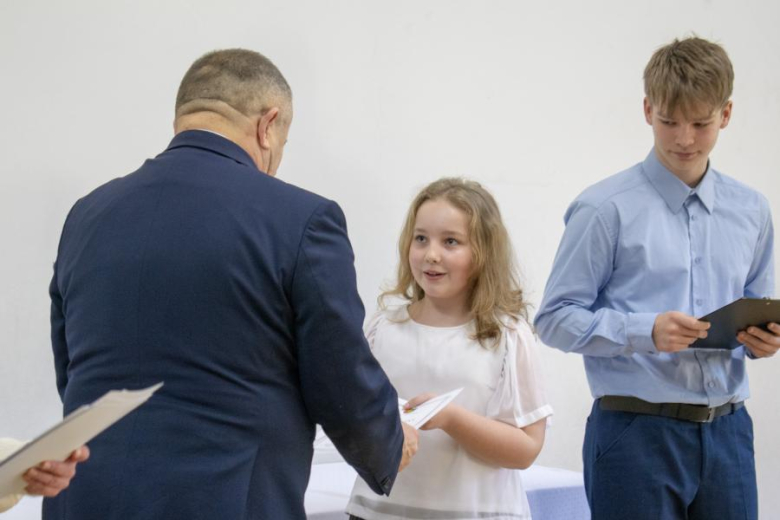 Wręczenie listów gratulacyjnych dla stypendystów