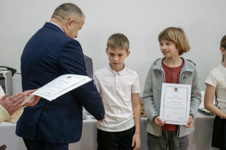 Wręczenie listów gratulacyjnych dla stypendystów