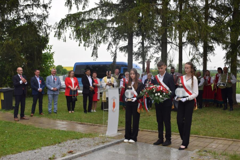 Dla tych, którzy oddali życie – hołd poległym w rocznicę Konstytucji