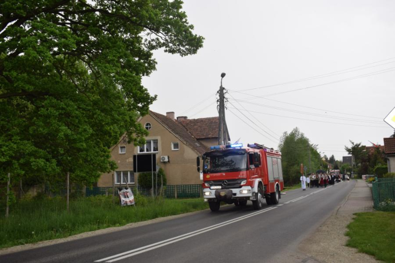 Dla tych, którzy oddali życie – hołd poległym w rocznicę Konstytucji