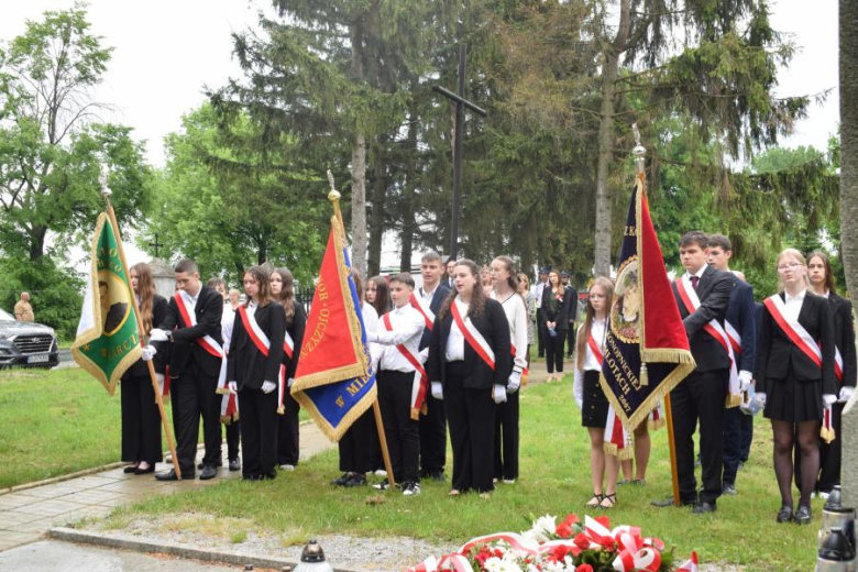 Dla tych, którzy oddali życie – hołd poległym w rocznicę Konstytucji