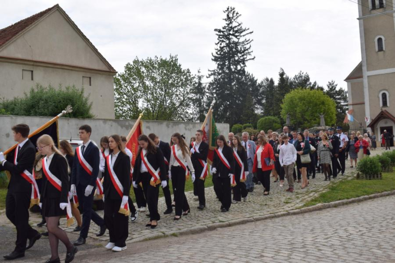 Dla tych, którzy oddali życie – hołd poległym w rocznicę Konstytucji
