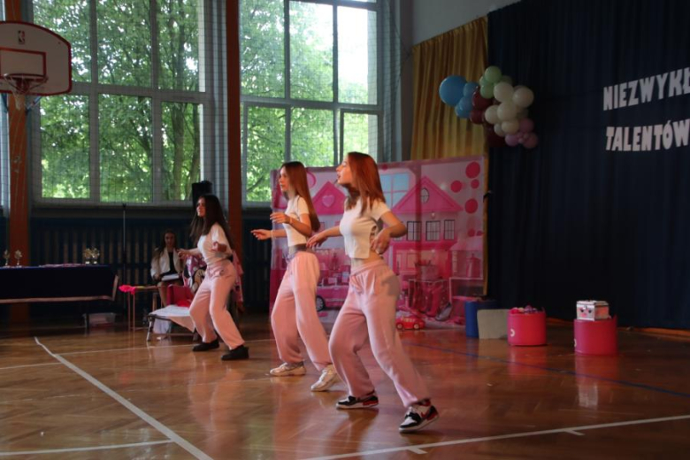 "Niezwykły Dzień Talentów"