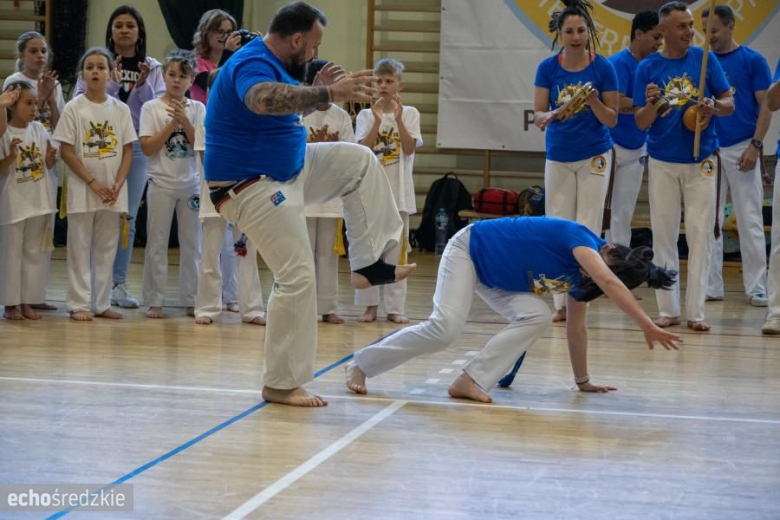 Capoeira tańczy już 15 lat! Jubileusz w Środzie Śląskiej