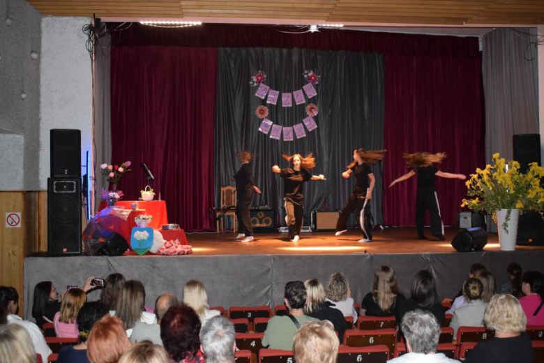 Dzień Mamy w Kostomłotach