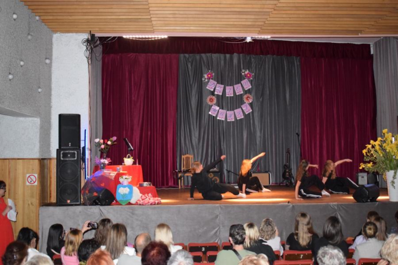 Dzień Mamy w Kostomłotach