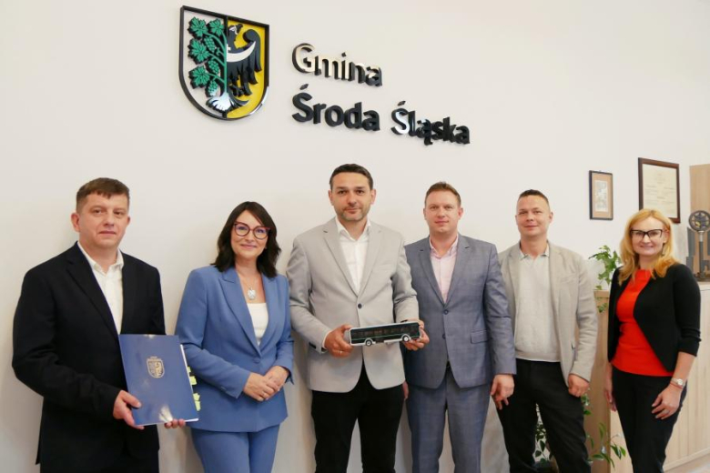 Dwa nowe autobusy elektryczne wzmocnią flotę Średzkiej Komunikacji Publicznej