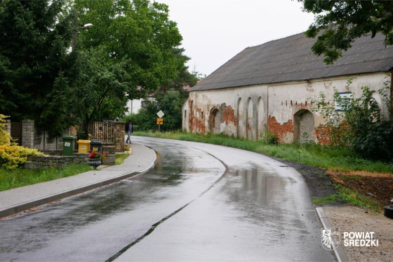 Dziś w Gmina Udanin odbył się odbiór zakończonych prac przy przebudowie dróg powiatowych