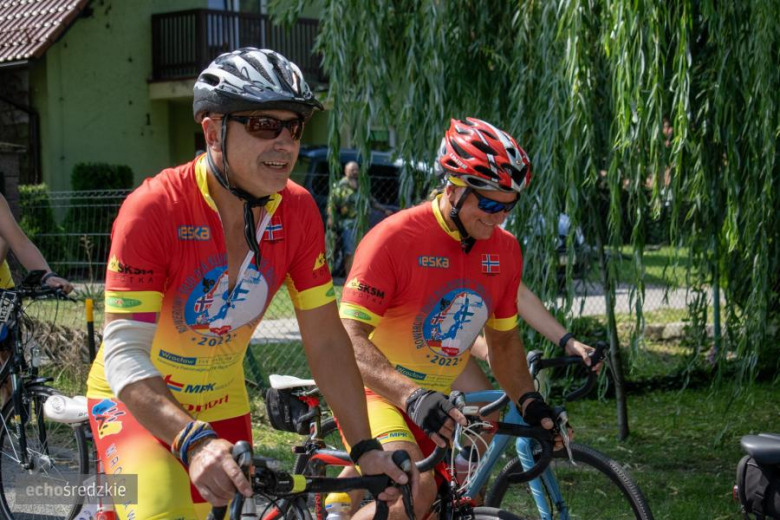 W samo południe w Środzie Śląskiej wystartował wyjątkowy 24h Maraton Rowerowy