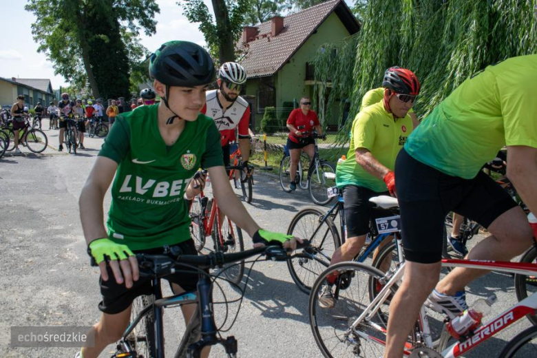 W samo południe w Środzie Śląskiej wystartował wyjątkowy 24h Maraton Rowerowy
