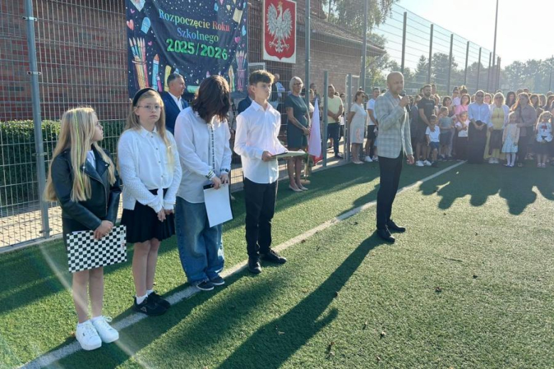 Pierwszy dzwonek w placówkach z terenu gminy Środa Śląska