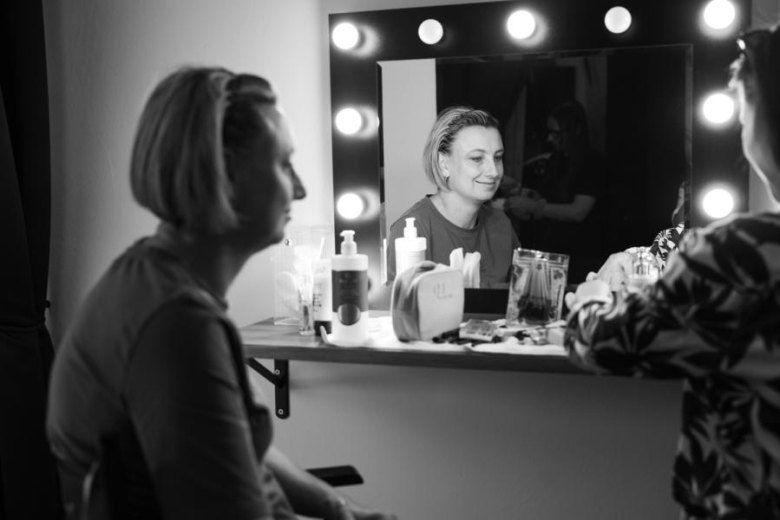 „Skrzydła, których nie widać”