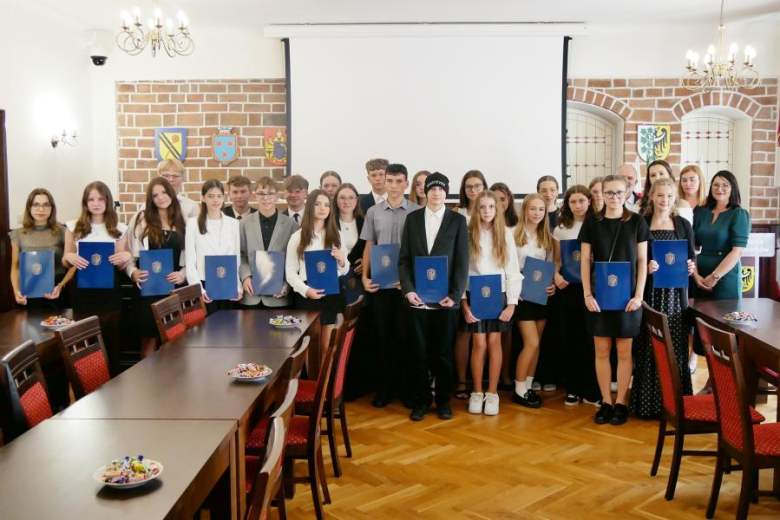 Stypendia dla najzdolniejszych uczniów