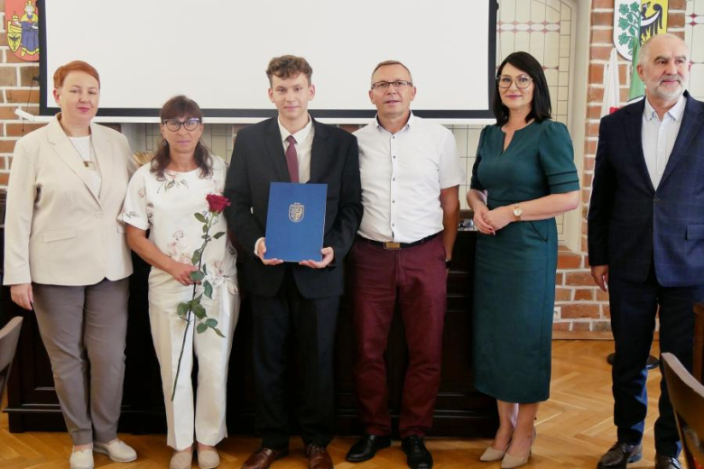 Stypendia dla najzdolniejszych uczniów