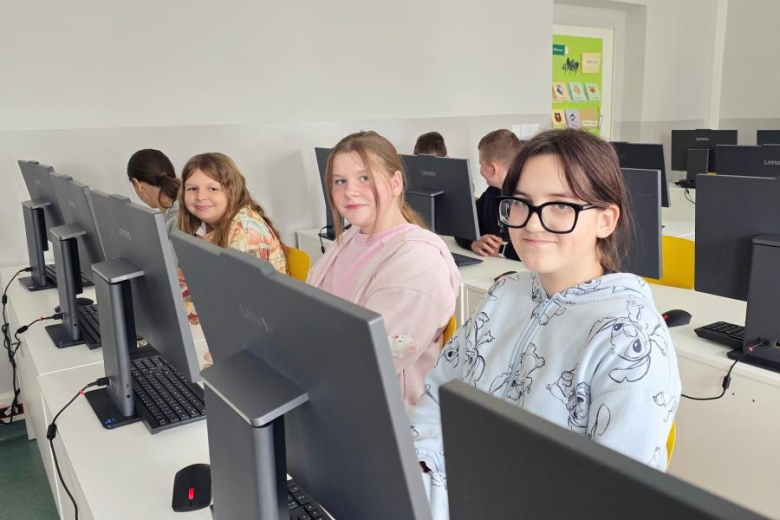 Nowa sala komputerowa w Szczepanowie