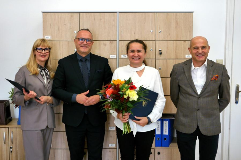 Nagrody dla nauczycieli z powiatu średzkiego rozdane