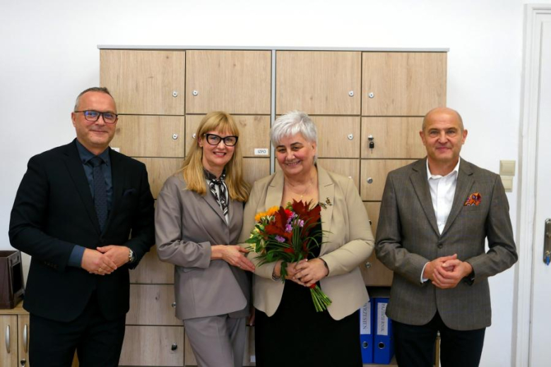 Nagrody dla nauczycieli z powiatu średzkiego rozdane