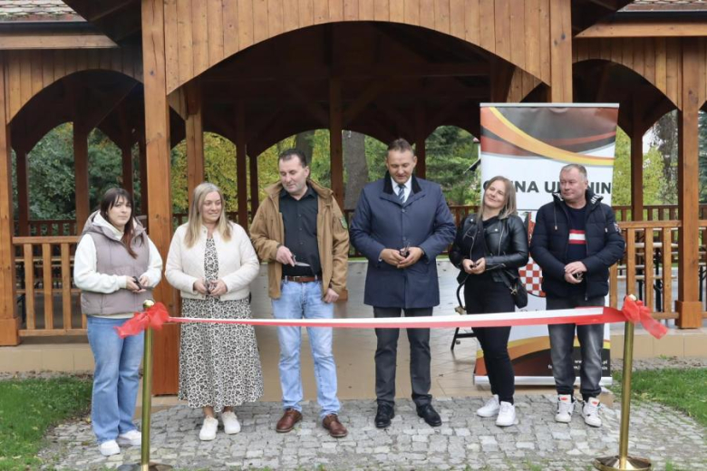 Otwarcie wiaty rekreacyjnej w Ujeździe Dolnym
