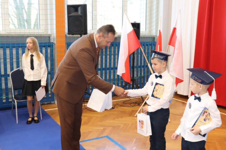 Pasowanie pierwszoklasistów