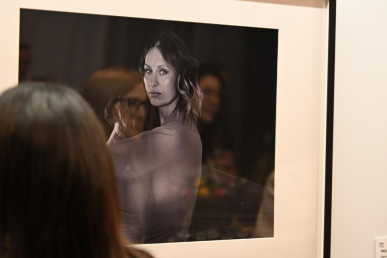 "Skrzydła, których nie widać"