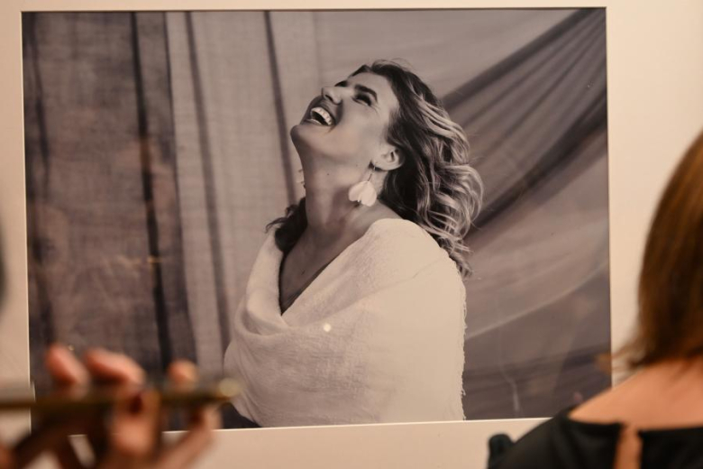 "Skrzydła, których nie widać"