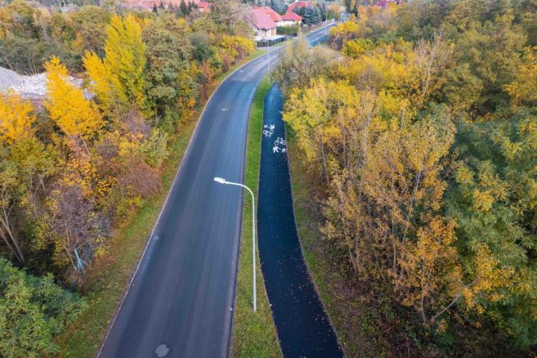 Nowa ścieżka pieszo-rowerowa przy Winogronowej zrealizowana przez IG2 Developer sp. z o.o. gotowa