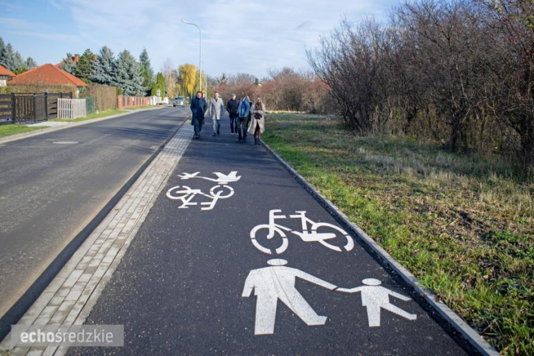 Nowa ścieżka wizytowana przez przedstawicieli Urzędu Miejskiego, samorządu i dewelopera