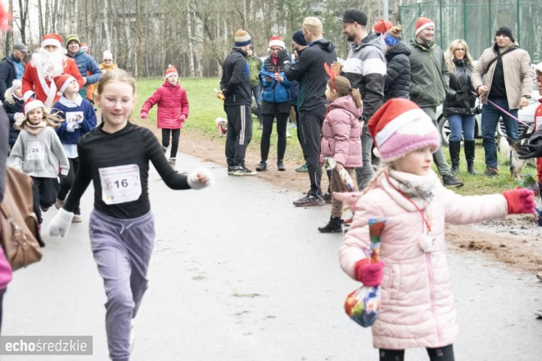 Bieg Mikołajkowy w Wilkszynie za nami