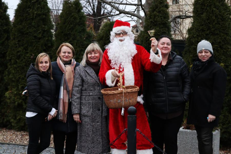 Uroczyste rozświetlenie świątecznej choinki
