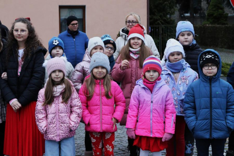 Uroczyste rozświetlenie świątecznej choinki