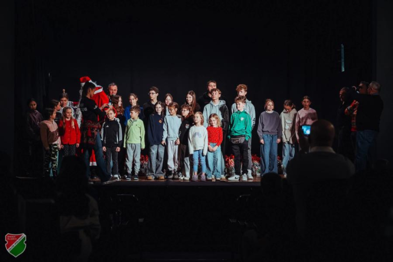 Mikołajki z Polonią Środa Śląska. Udane, rodzinne spotkanie w Domu Kultury