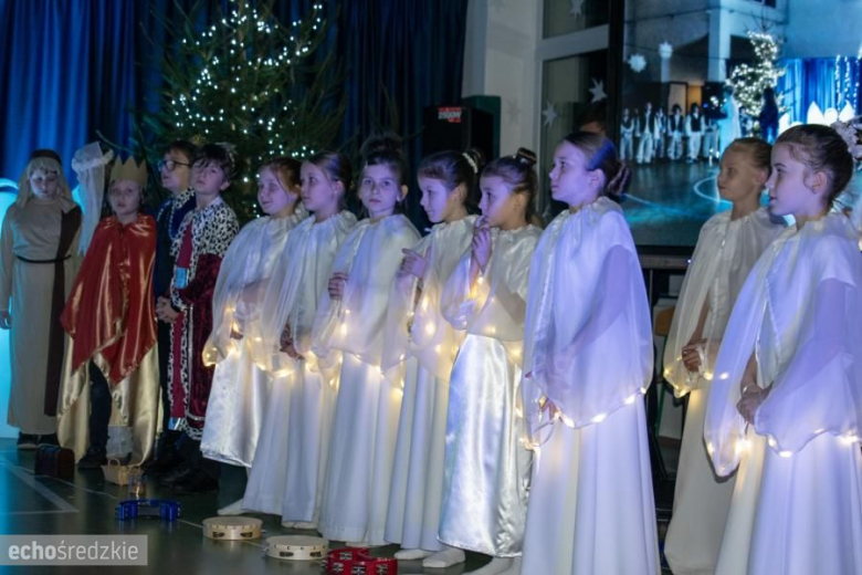 Jasełka w Szkole Podstawowej w Kostomłotach