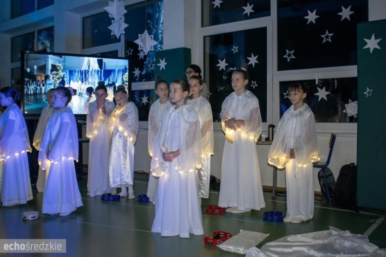 Jasełka w Szkole Podstawowej w Kostomłotach