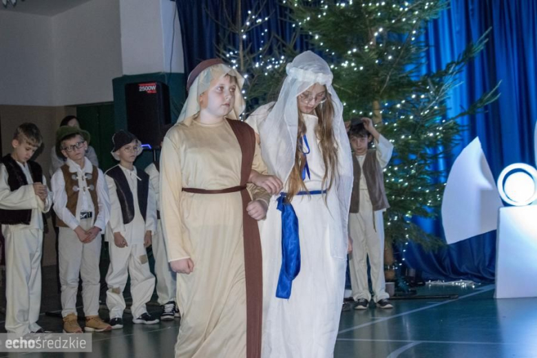 Jasełka w Szkole Podstawowej w Kostomłotach