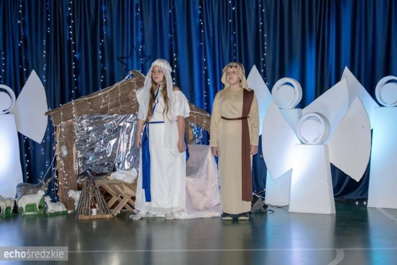 Jasełka w Szkole Podstawowej w Kostomłotach