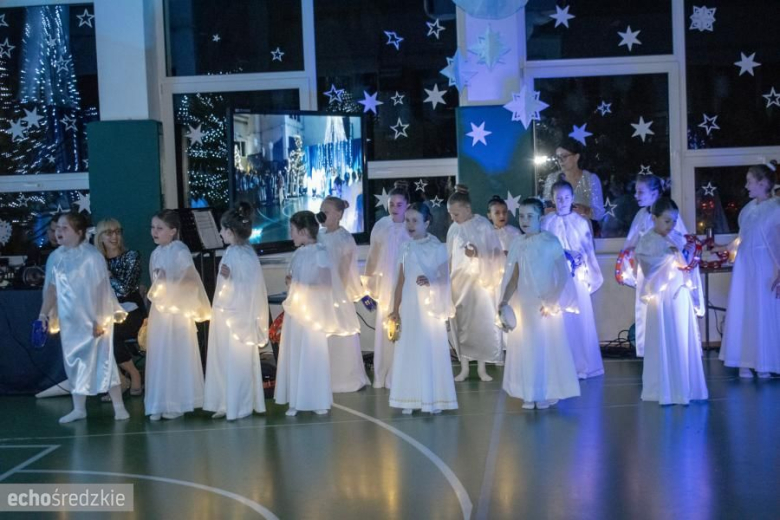 Jasełka w Szkole Podstawowej w Kostomłotach