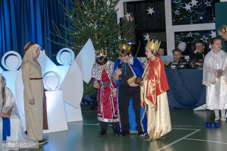 Jasełka w Szkole Podstawowej w Kostomłotach