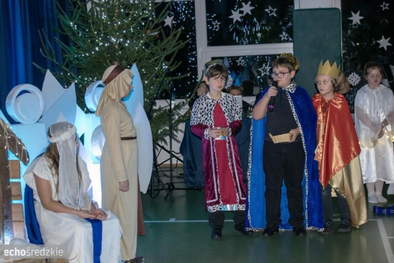 Jasełka w Szkole Podstawowej w Kostomłotach